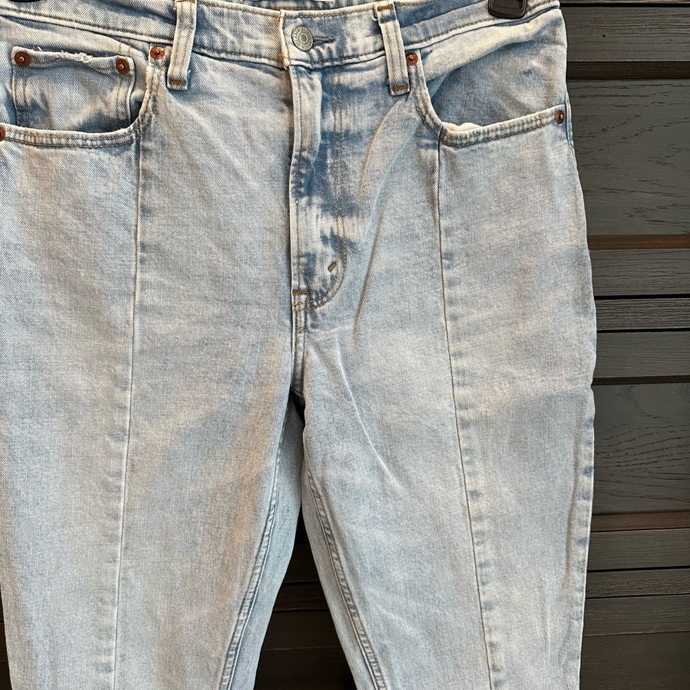 Abercrombie & Fitch “The skinny high rise” Light Blue Jeans - Picture 2 of 5